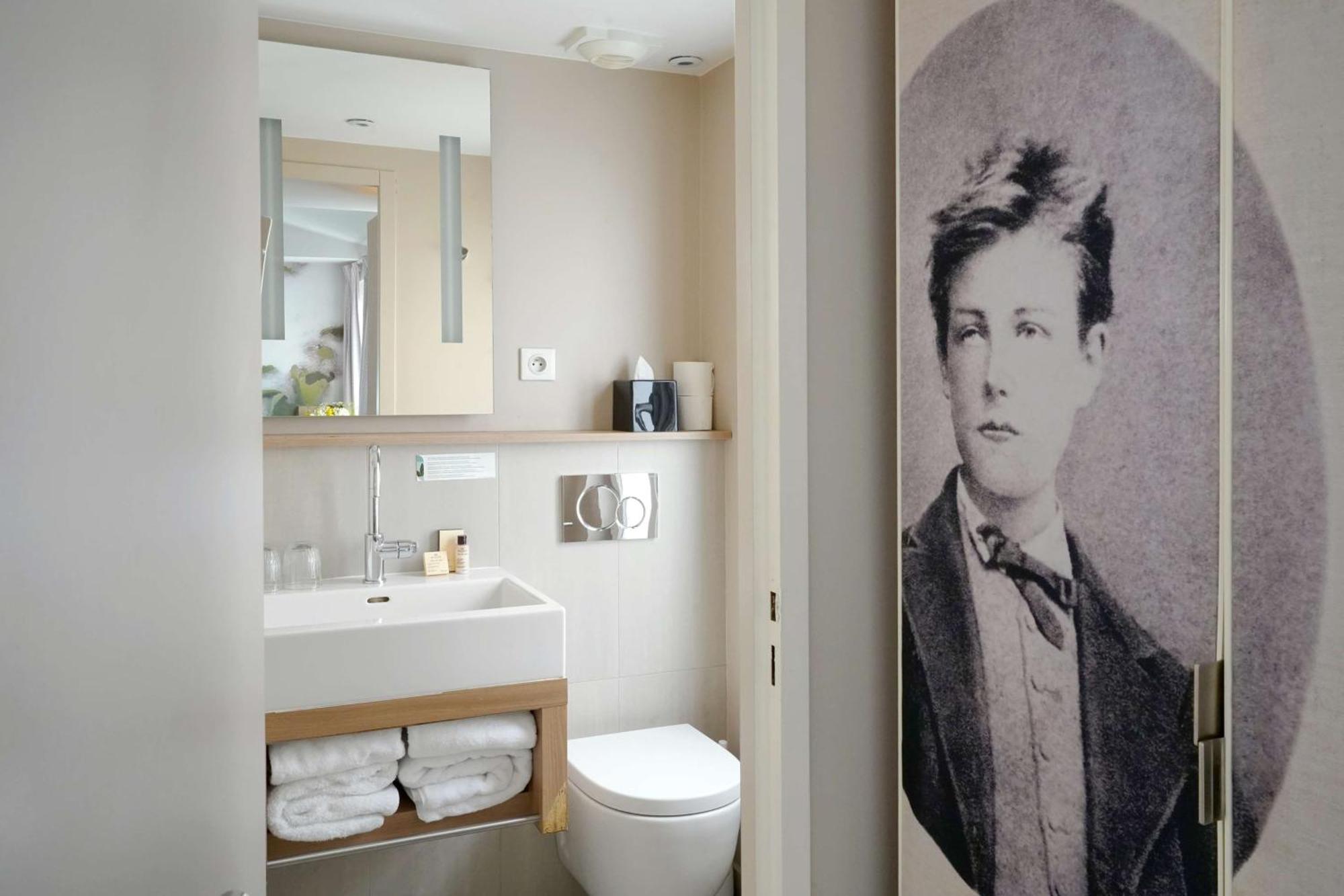 Executive Kamer met één Kingsize Bed en één Eenpersoonsbed - Rookvrij